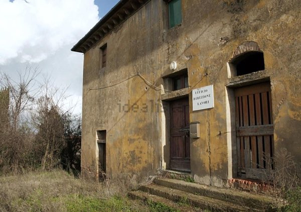 rudere in vendita a Palaia