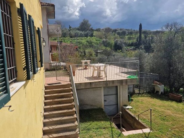 casa indipendente in vendita a Palaia