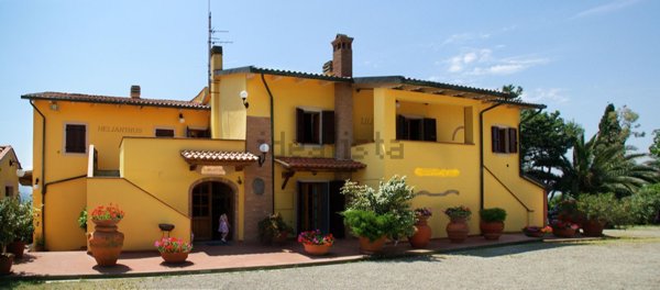 casale in vendita a Palaia