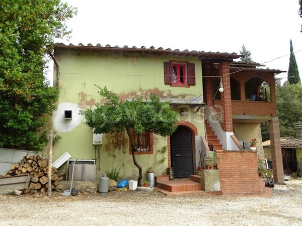 casa indipendente in vendita a Palaia