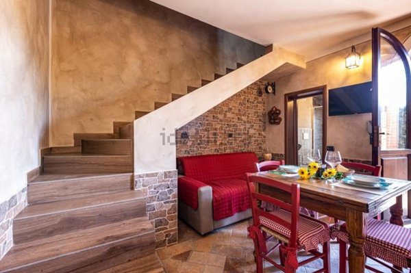 casa indipendente in vendita a Palaia in zona Villa Saletta