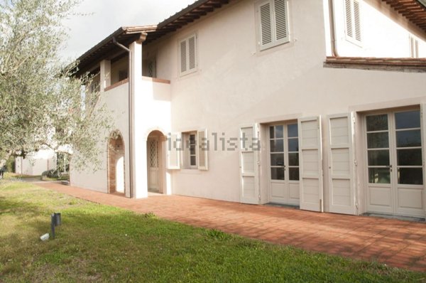 casa indipendente in vendita a Palaia