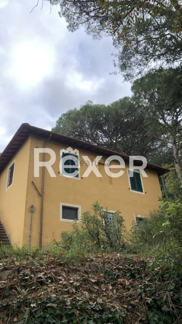 casale in vendita a Palaia