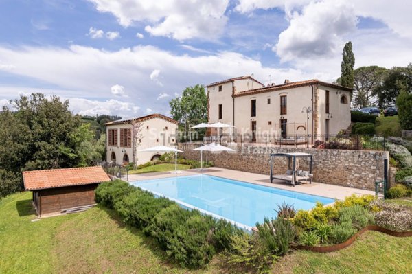 casale in vendita a Palaia