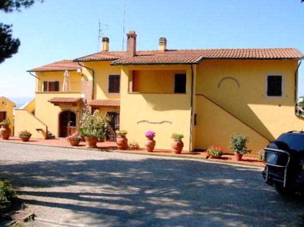 casale in vendita a Palaia