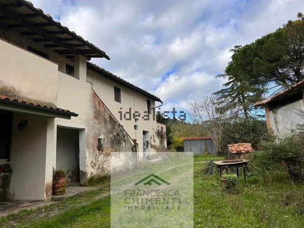 casale in vendita a Palaia