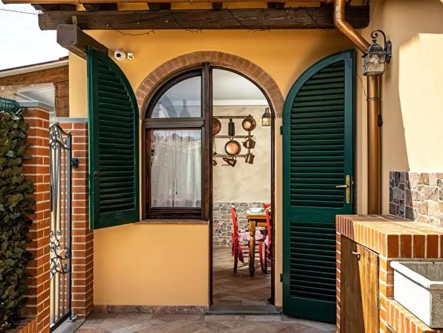 casa indipendente in vendita a Palaia