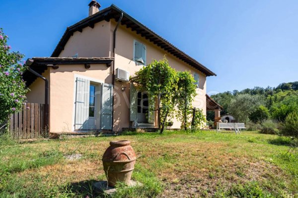 casa indipendente in vendita a Palaia