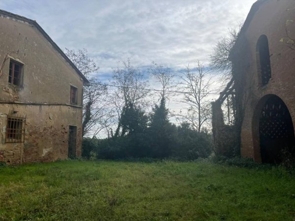 casa indipendente in vendita a Palaia in zona Toiano