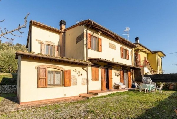 casale in vendita a Palaia in zona Forcoli