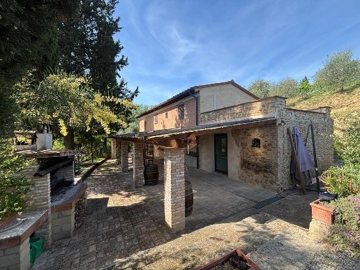 casa indipendente in vendita a Palaia