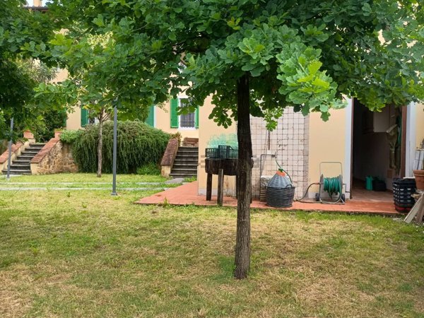 casa indipendente in vendita a Palaia in zona Forcoli