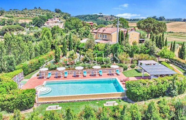 casa indipendente in vendita a Palaia in zona Montanelli