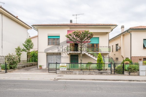 casa indipendente in vendita a Palaia in zona Forcoli
