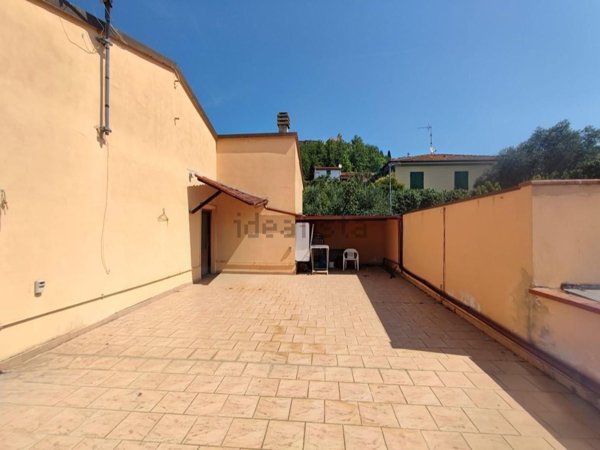 appartamento in vendita a Palaia in zona Forcoli