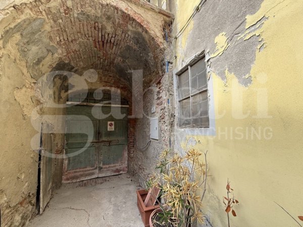 villa in vendita a Palaia in zona Partino