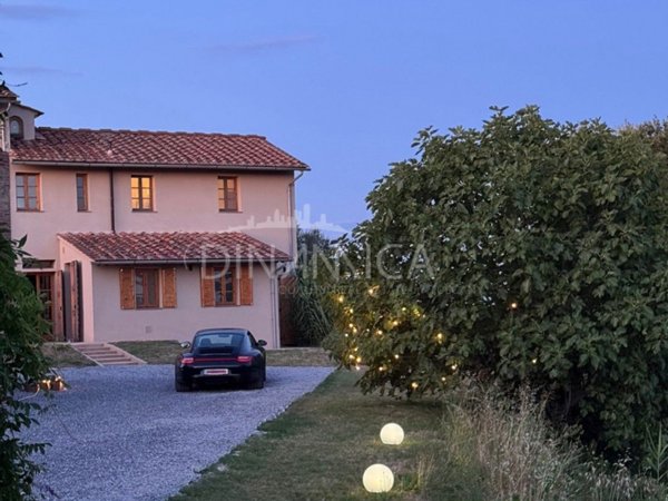 casa indipendente in vendita a Palaia