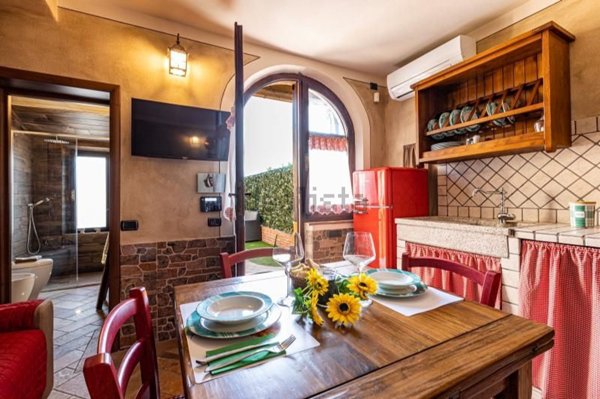 casa indipendente in vendita a Palaia in zona Partino