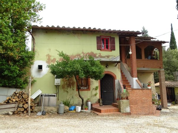 casa indipendente in vendita a Palaia