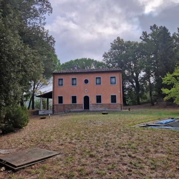 casa indipendente in vendita a Palaia