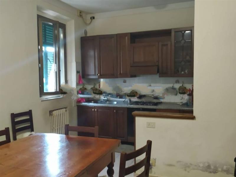 appartamento in vendita a Peccioli in zona Ghizzano