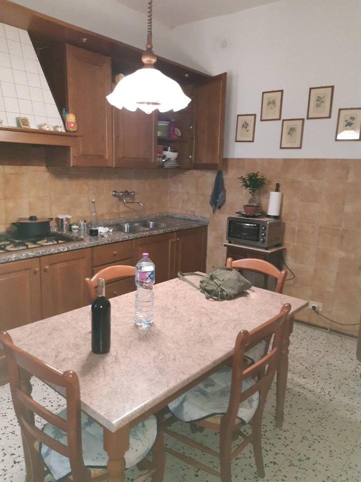appartamento in vendita a Peccioli in zona Montelopio