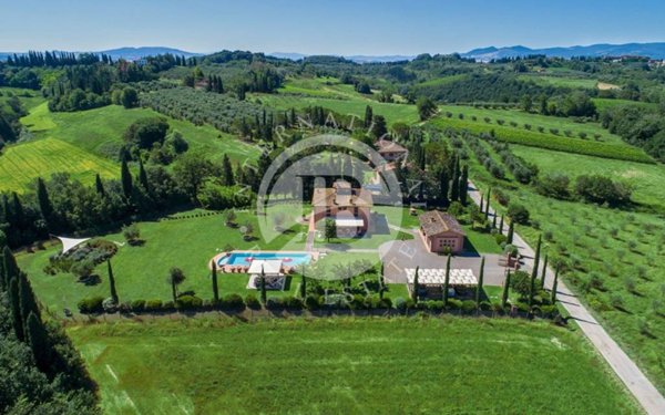casa indipendente in vendita a Peccioli