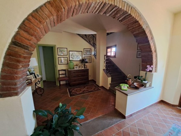 casa indipendente in vendita a Peccioli