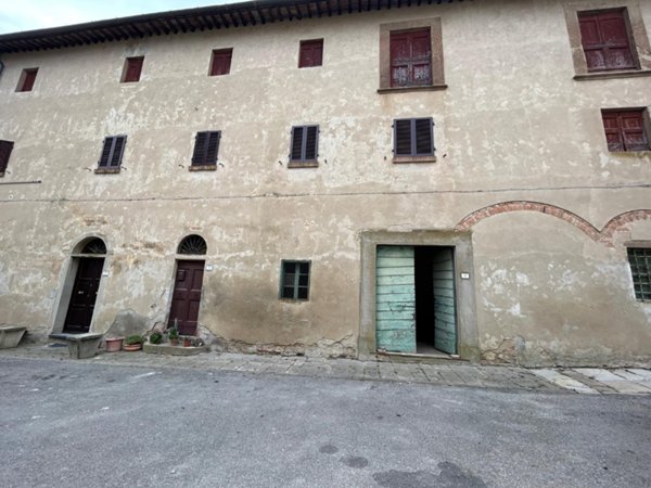 appartamento in vendita a Peccioli in zona Montelopio