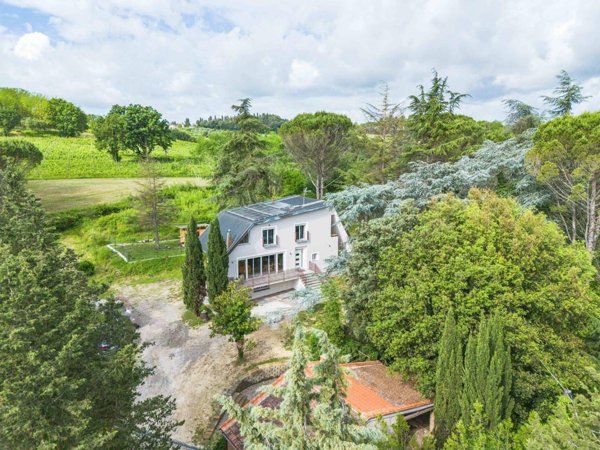 casa indipendente in vendita a Peccioli