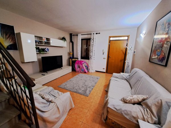 casa indipendente in vendita a Peccioli in zona Fabbrica