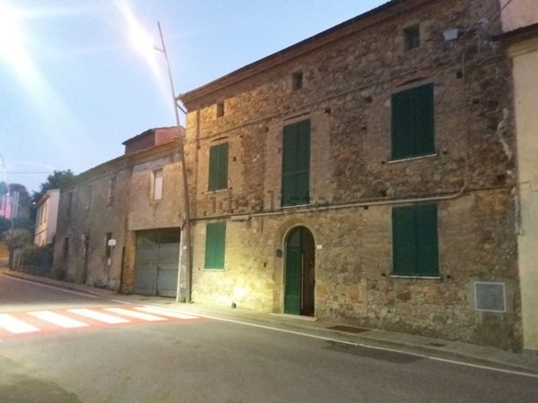 casa indipendente in vendita a Peccioli in zona Legoli
