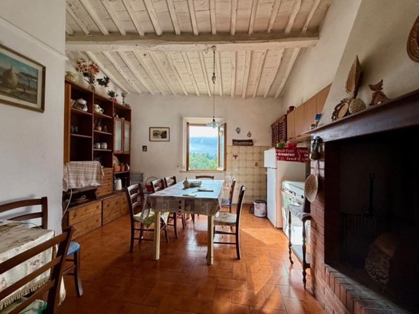 appartamento in vendita a Peccioli in zona Montecchio