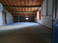 negozio in vendita a Peccioli in zona Fabbrica