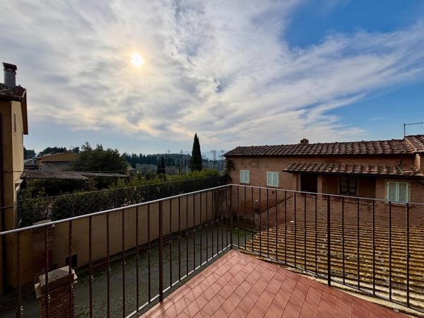 casa indipendente in vendita a Peccioli in zona Montelopio