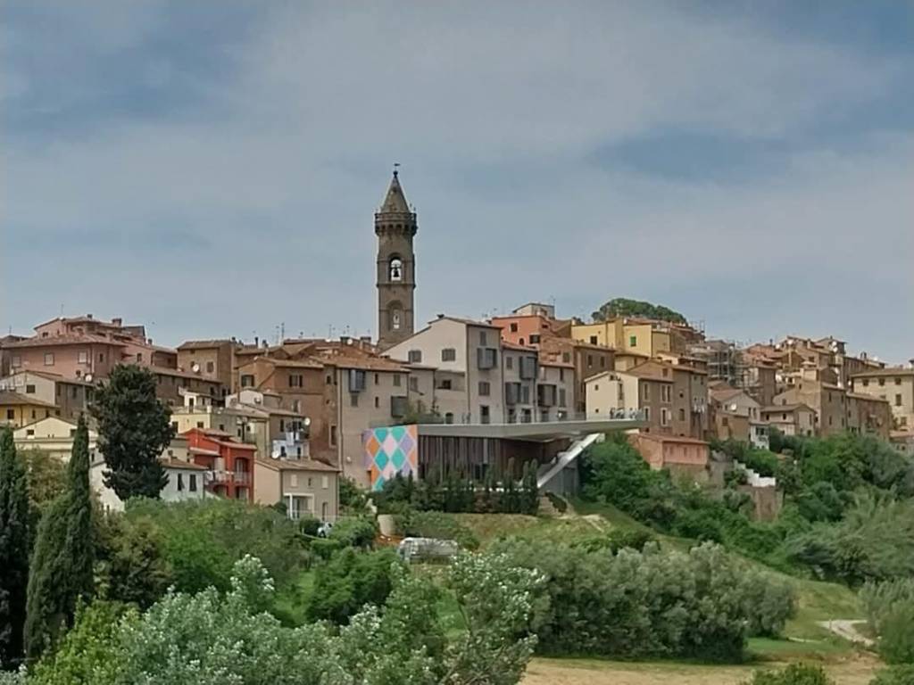 casa indipendente in vendita a Peccioli
