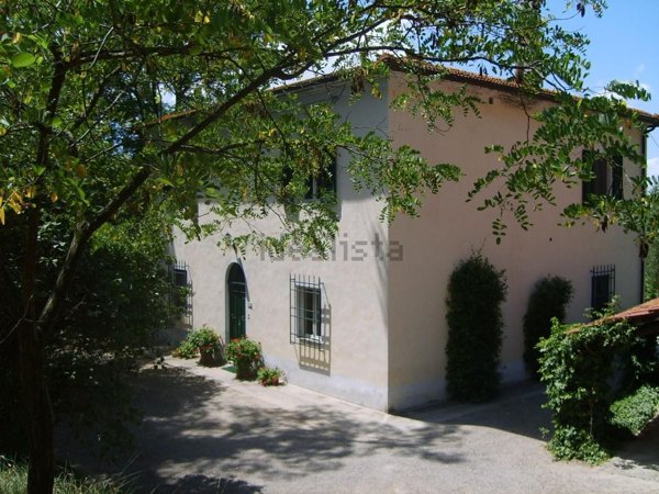 casale in vendita a Peccioli