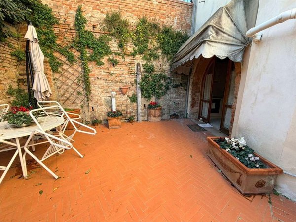 appartamento in vendita a Peccioli in zona Ghizzano