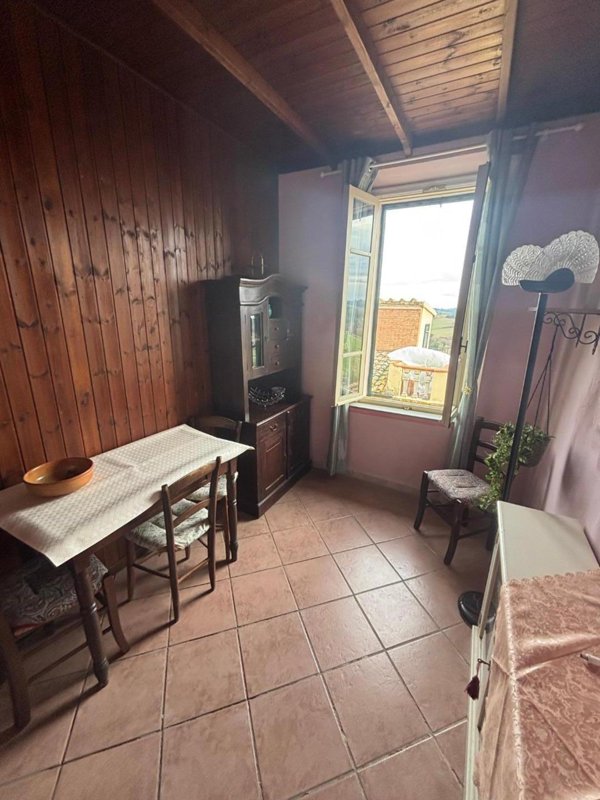 casa indipendente in vendita a Peccioli