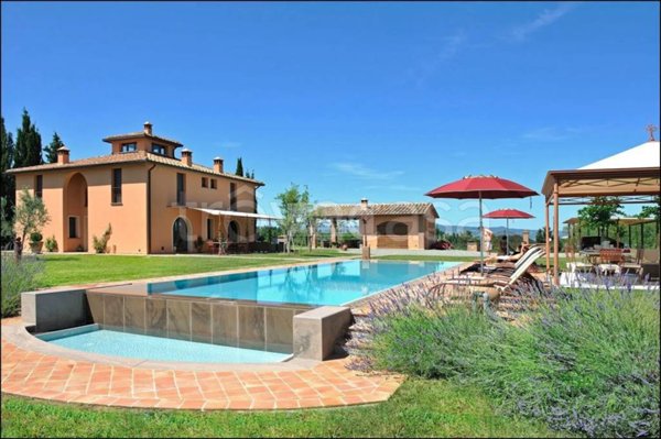 casa indipendente in vendita a Peccioli