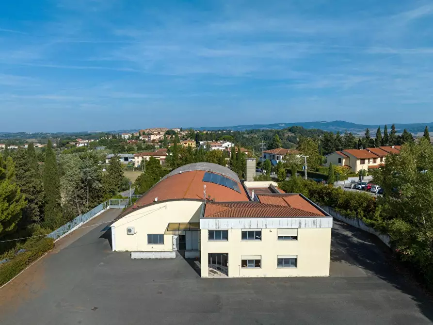 locale di sgombero in vendita a Peccioli