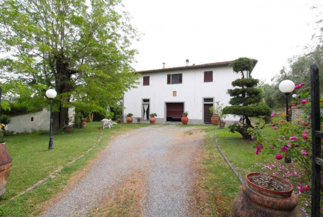 casa indipendente in vendita a Peccioli in zona Ghizzano