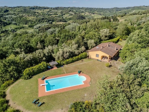 casa indipendente in vendita a Peccioli in zona Legoli