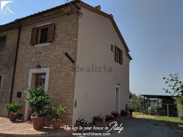 casa indipendente in vendita a Peccioli