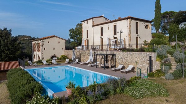 casa indipendente in vendita a Peccioli