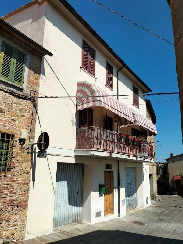 casa indipendente in vendita a Peccioli in zona Legoli