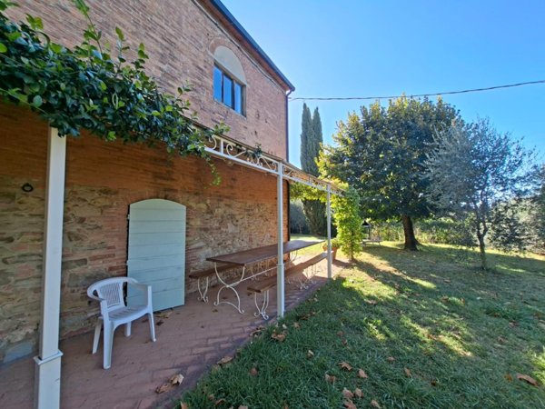 casa indipendente in vendita a Peccioli in zona Fabbrica