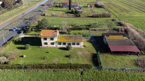 casa indipendente in vendita a Pisa in zona Coltano