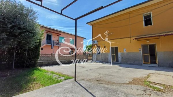 casa indipendente in vendita a Pisa in zona Ospedaletto