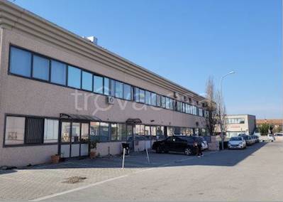 ufficio in vendita a Pisa in zona Ospedaletto